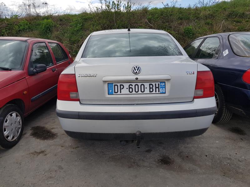 Calandre VOLKSWAGEN PASSAT 4 PHASE 1 Diesel - 1
