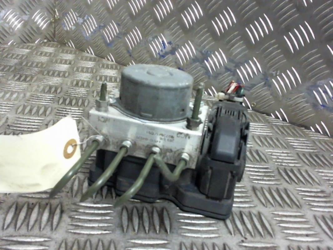 Blocco ABS (antibloccaggio freni) TOYOTA AYGO 1 PHASE 3 Gasolina - 1