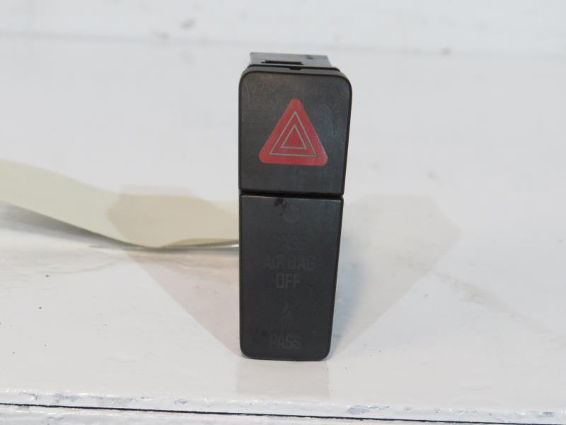 Bouton de warning SUZUKI SWIFT 4 Essence - 1