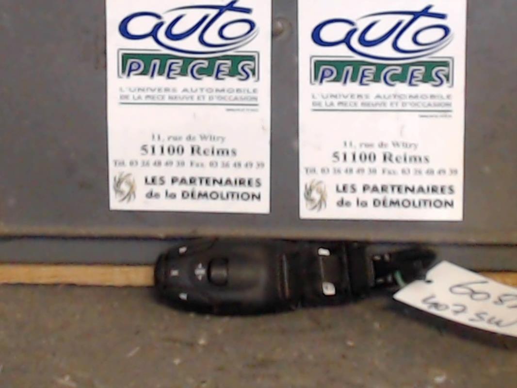 Commande autoradio PEUGEOT 407 PHASE 1 BREAK Diesel - 1