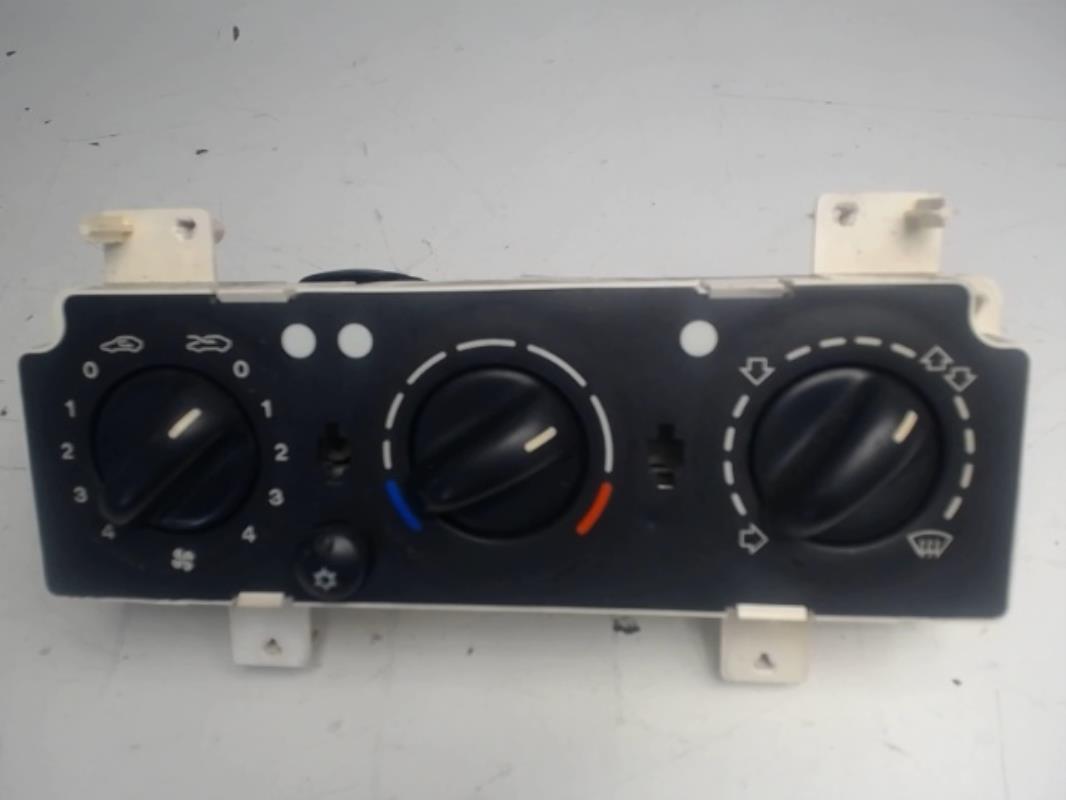 Commande chauffage CITROEN XSARA PHASE 2 BREAK Essence - 1