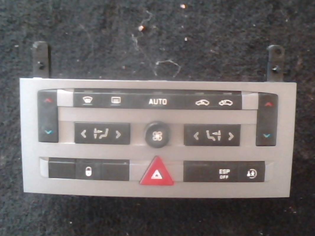 Commande chauffage PEUGEOT 407 PHASE 1 BREAK Diesel - 1