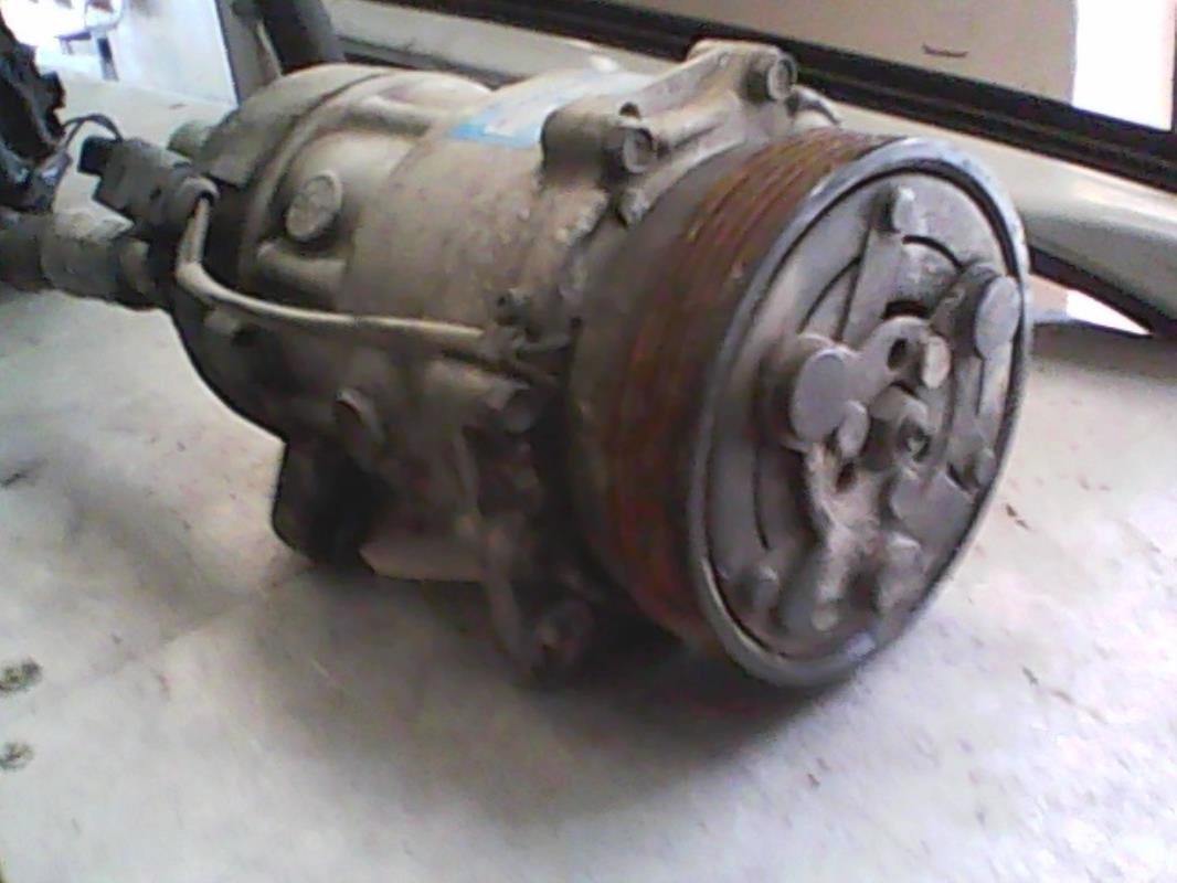 Compressore clima VOLKSWAGEN GOLF 4 Diésel - 1