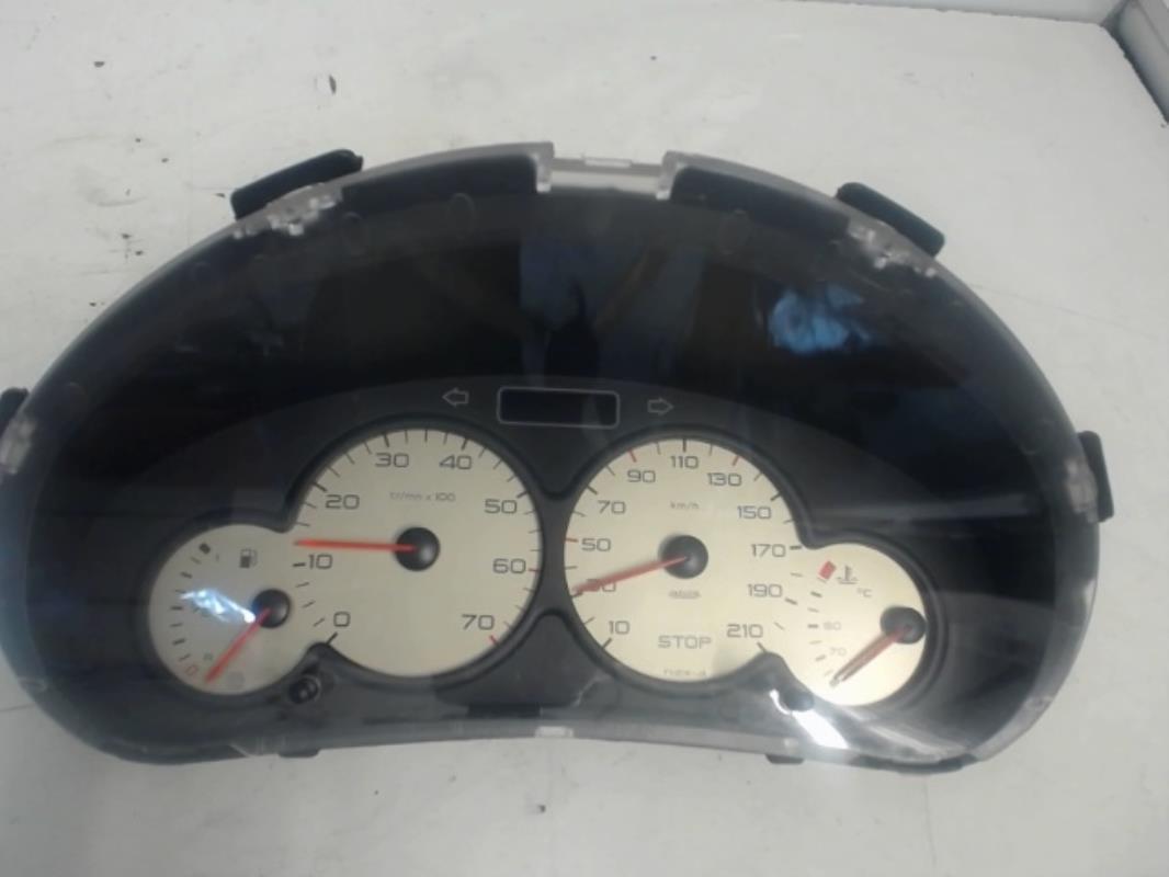 Compteur PEUGEOT PARTNER 1 PHASE 2 Diesel - 1