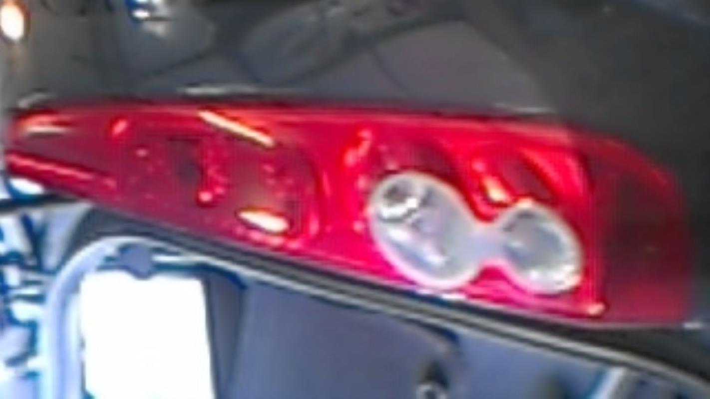 Fanale posteriore principale destro (luci) FORD FIESTA 5 PHASE 2 Diésel - 1