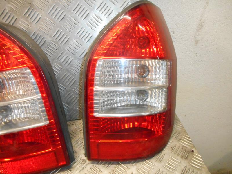 Fanale posteriore principale destro (luci) OPEL ZAFIRA A PHASE 1 Diésel - 1