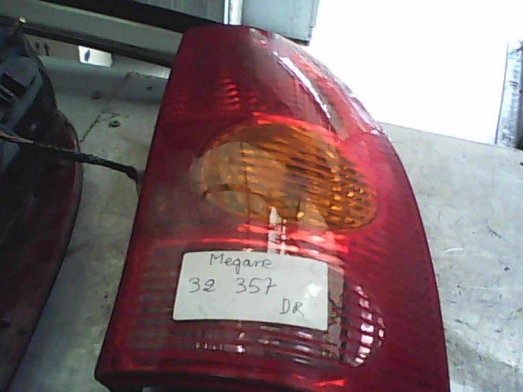 Fanale posteriore principale destro (luci) RENAULT MEGANE 1 BREAK Gasolina - 1