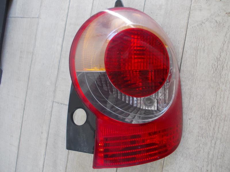 Cabochon arriere droit RENAULT MODUS PHASE 1 Diesel - 1