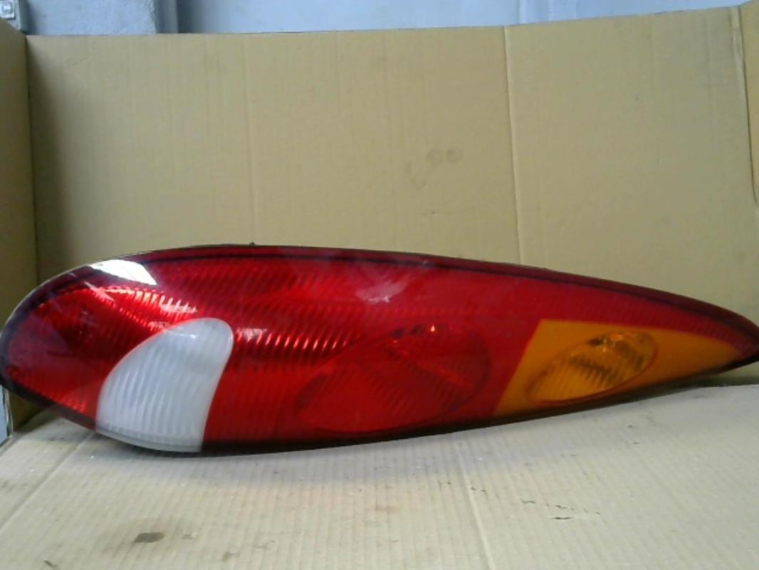 Fanale posteriore principale sinistro (luci) NISSAN ALMERA TINO PHASE 1 Diésel - 1