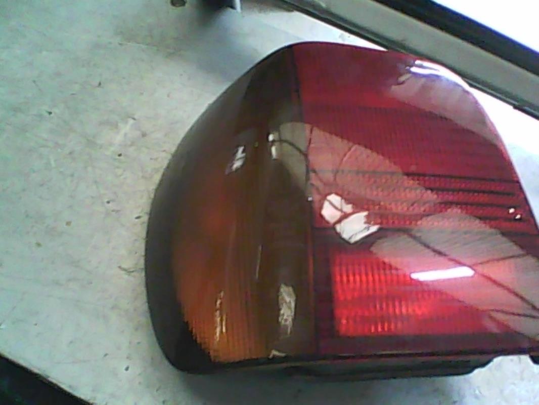 Fanale posteriore principale sinistro (luci) VOLKSWAGEN POLO 3 PHASE 1 Gasolina - 1