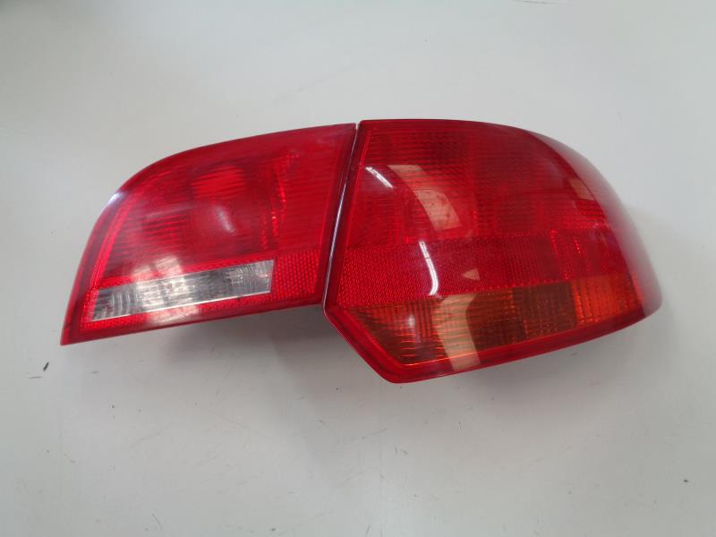 Feu arriere secondaire droit (feux) AUDI A3 2 SPORTBACK PHASE 1 Diesel - 1