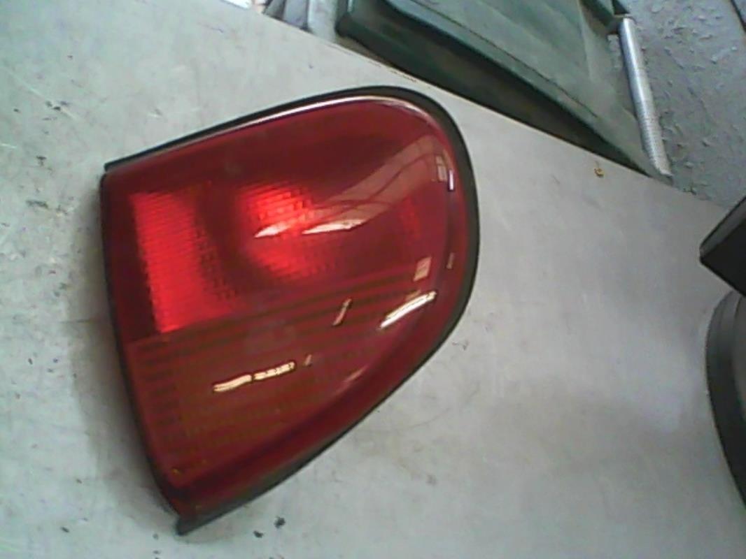 Feu arriere secondaire gauche (feux) FORD ESCORT 6 Essence - 1