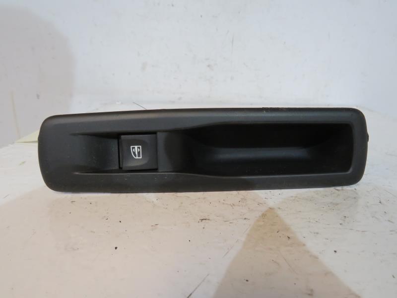 Interruttore lavacristalli posteriore sinistro RENAULT LAGUNA 3 PHASE 1 Diésel - 1