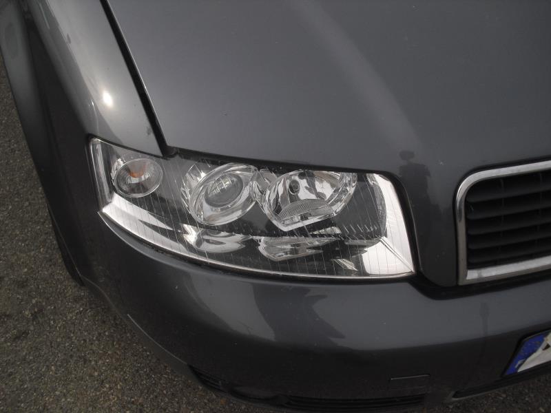 Gruppo ottico anteriore principale destro (luci)(faro) AUDI A4 2 PHASE 1 Diésel - 1