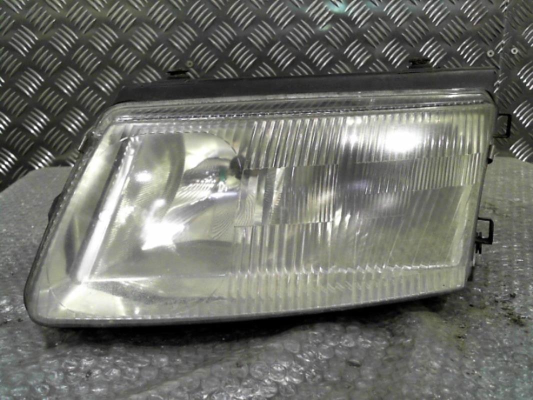 Gruppo ottico anteriore principale sinistro (luci)(faro) VOLKSWAGEN PASSAT 4 PHASE 1 BREAK Diésel - 1
