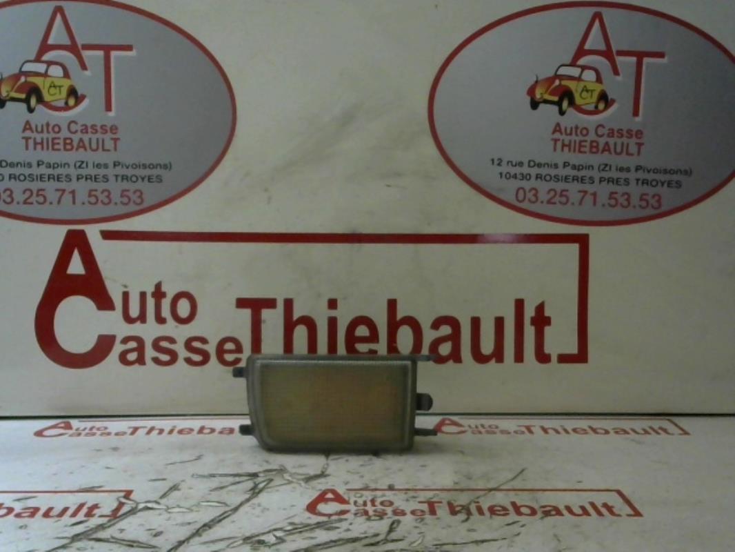 Gruppo ottico anteriore secondario destro (luci)(freccia) VOLKSWAGEN VENTO Diésel - 1