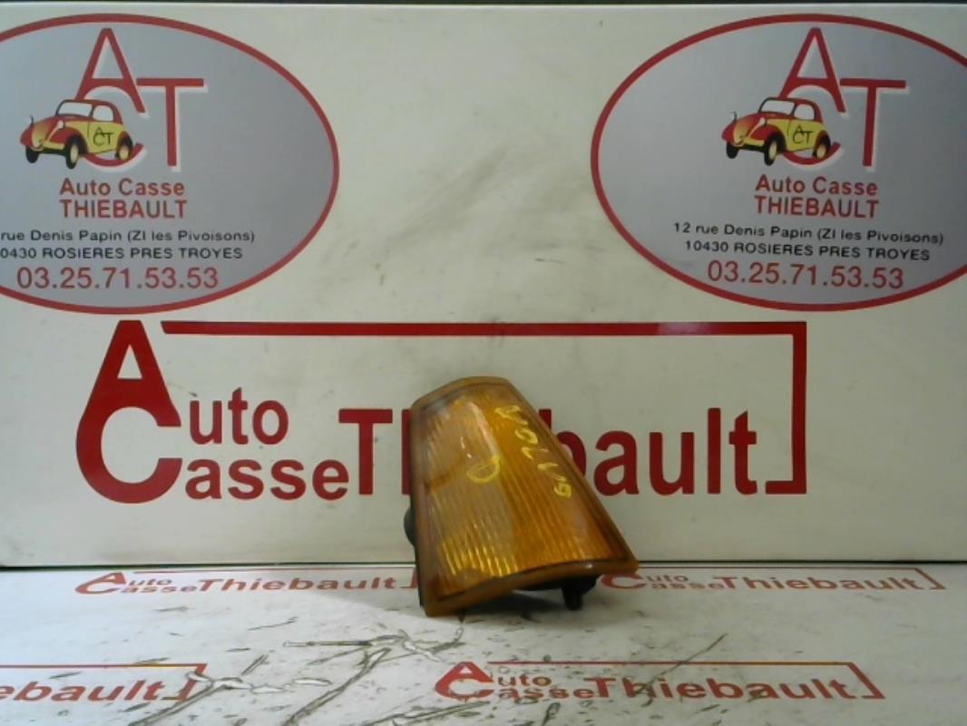 Gruppo ottico anteriore secondario destro (luci)(freccia) VOLVO 340  - 1