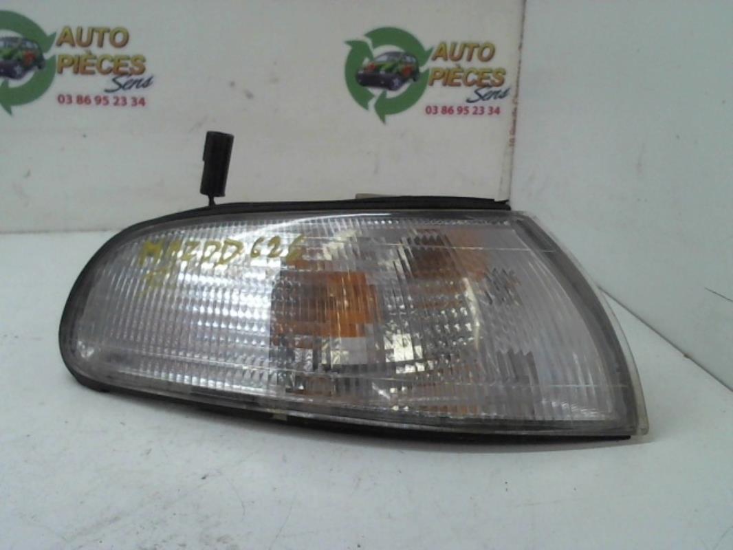 Optique avant secondaire droit (feux)(clignotant) MAZDA 626 1  - 1