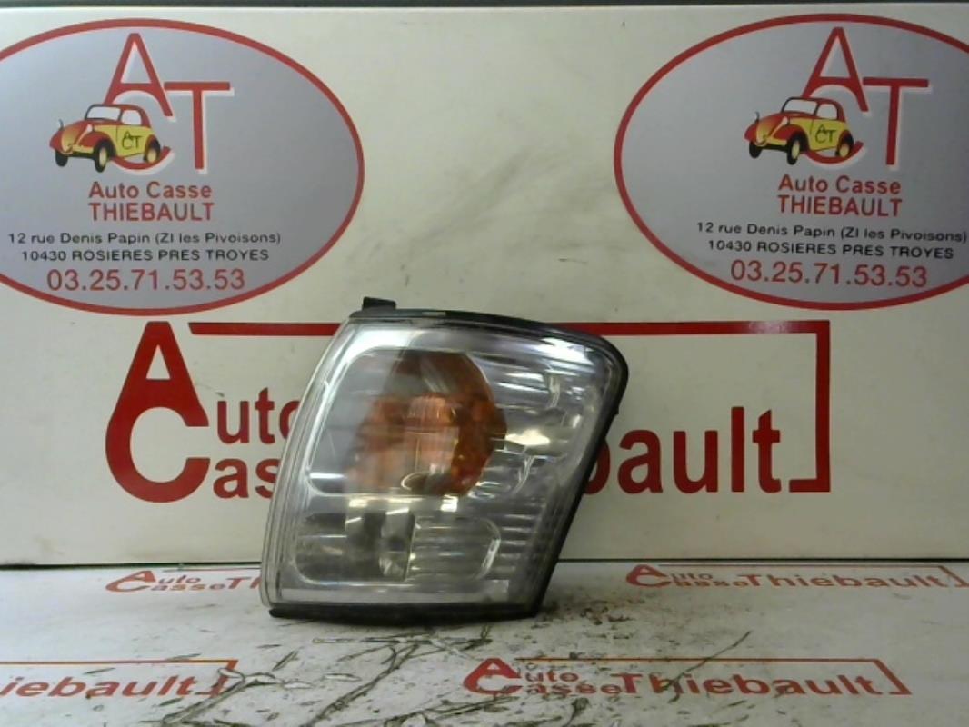 Gruppo ottico anteriore secondario sinistro (luci)(freccia) TOYOTA HILUX 1  - 1