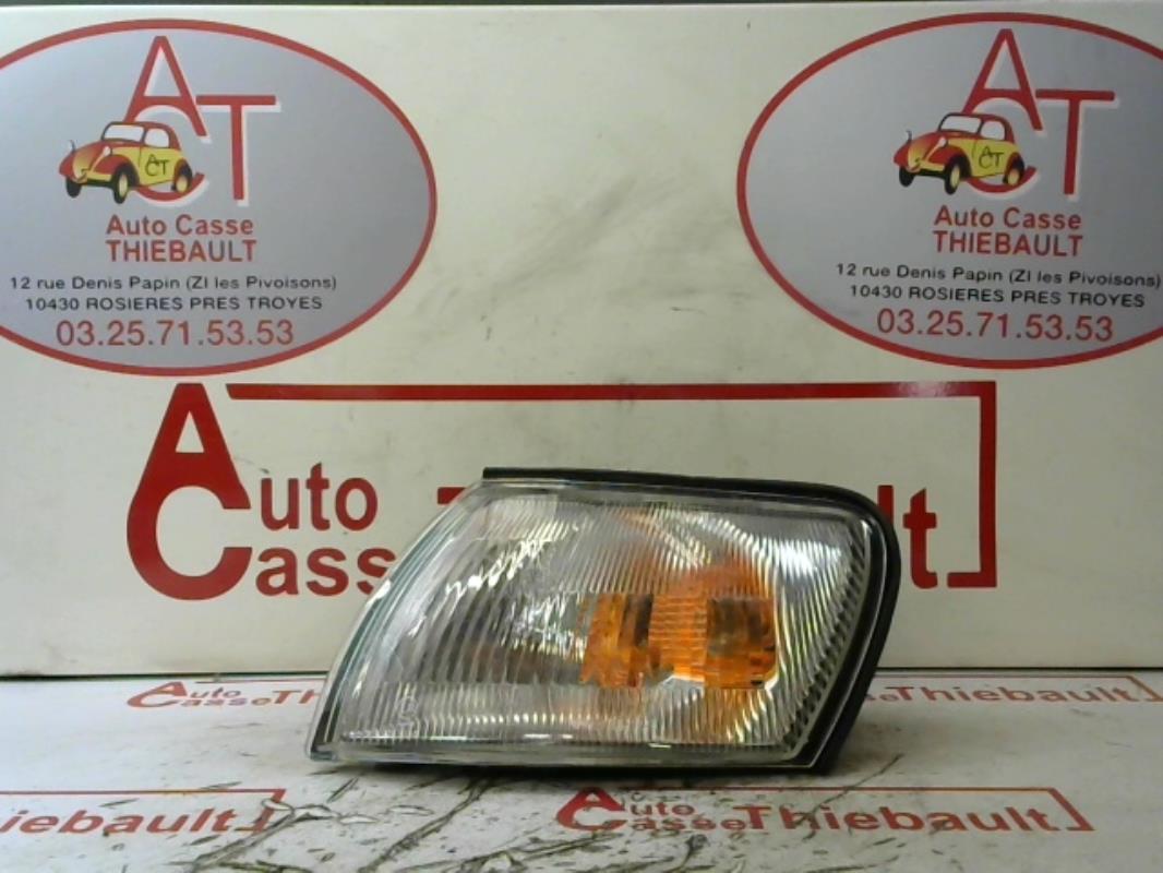 Gruppo ottico anteriore secondario sinistro (luci)(freccia) TOYOTA CARINA 3  - 1