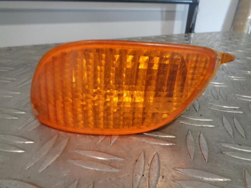 Optique avant secondaire gauche (feux)(clignotant) FORD FOCUS 1 Diesel - 1