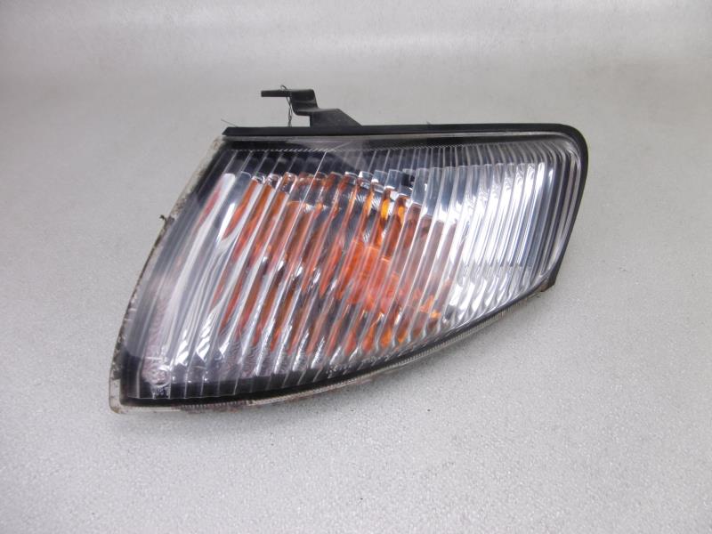Gruppo ottico anteriore secondario sinistro (luci)(freccia) MAZDA 626 4 PHASE 1  - 1