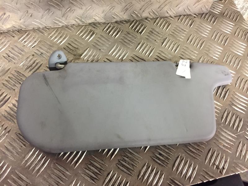 Pare soleil gauche SUZUKI SWIFT 2 PHASE 2 Essence - 1