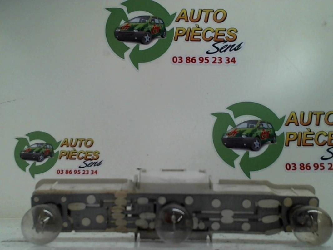 Platine feu arriere droit RENAULT EXPRESS PHASE 1 Diesel - 1
