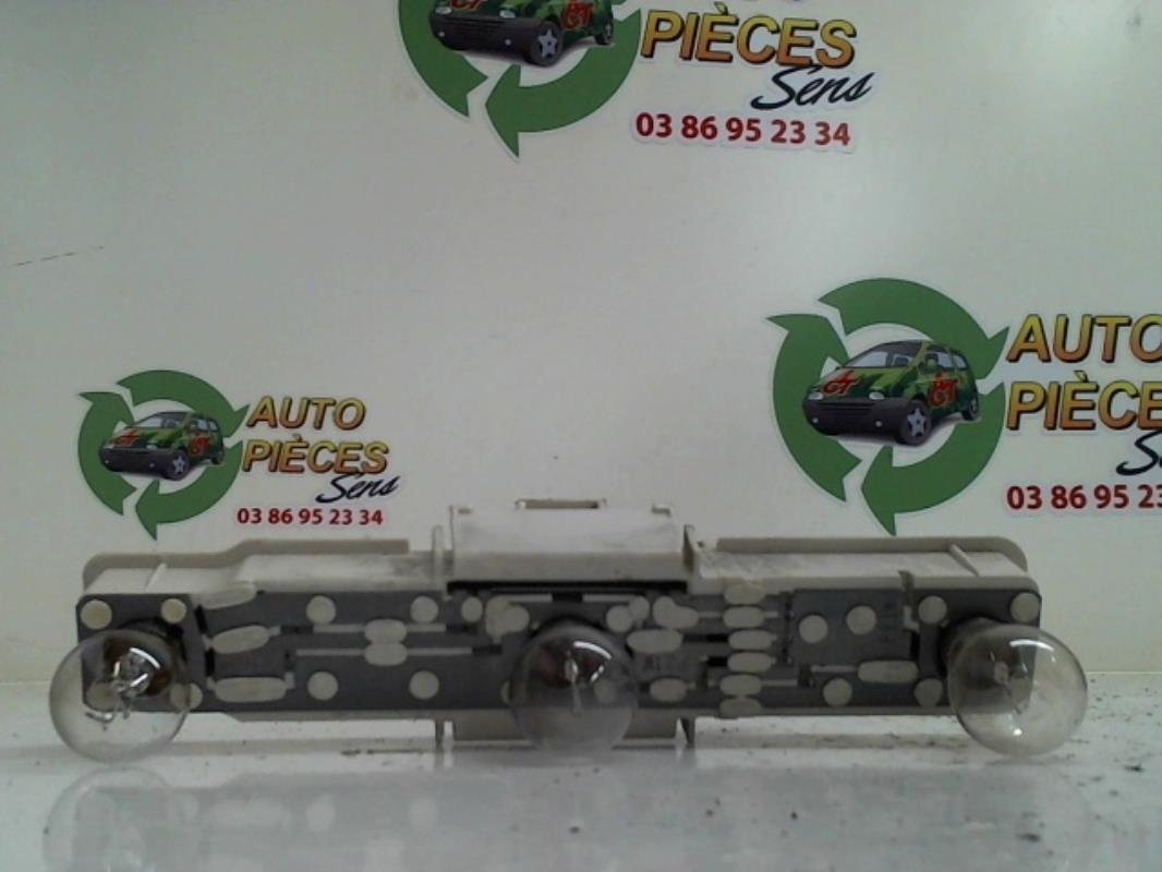 Platine feu arriere gauche RENAULT EXPRESS PHASE 1 Diesel - 1