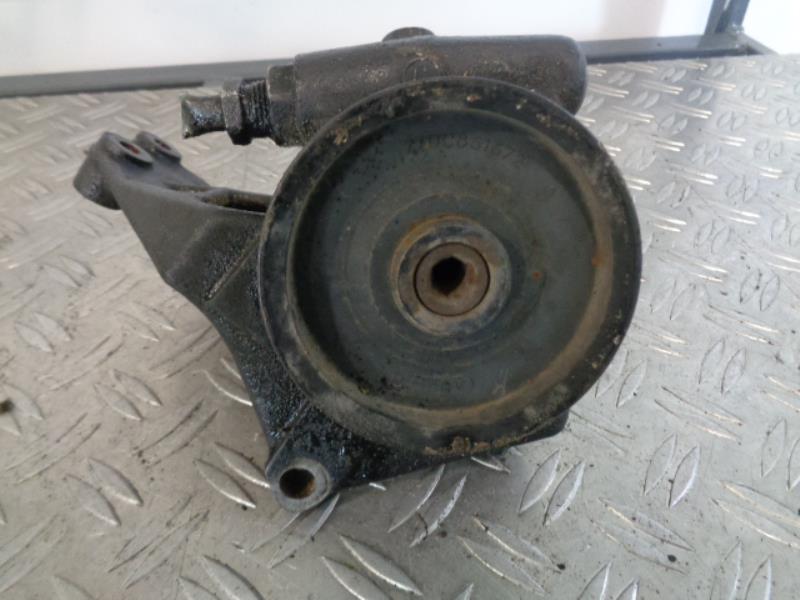 Pompe de direction RENAULT TRAFIC 1 PHASE 3 Diesel - 1