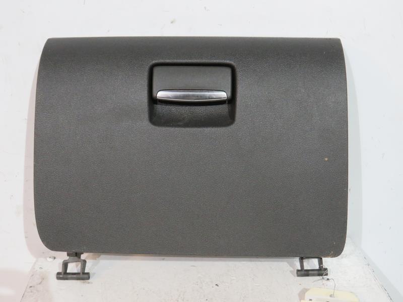 Porte boite a gants FORD FOCUS 2 PHASE 1 BREAK Diesel - 1