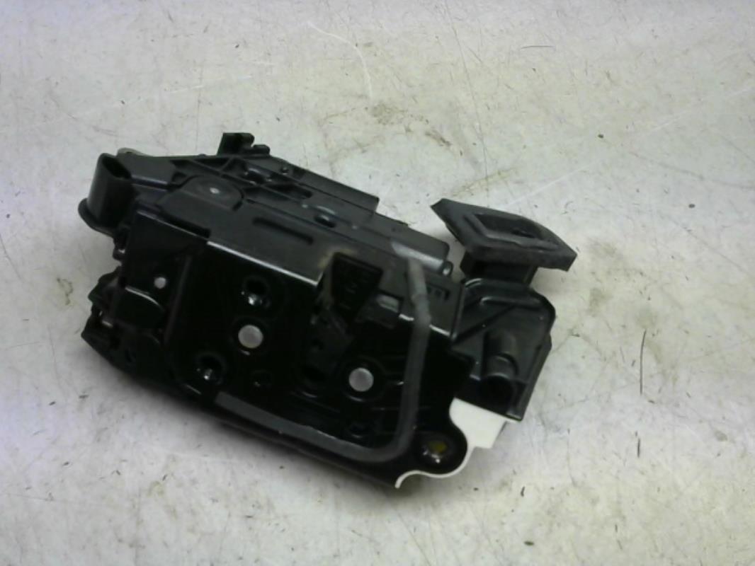 Serrure avant droit VOLKSWAGEN GOLF 6 Diesel - 1
