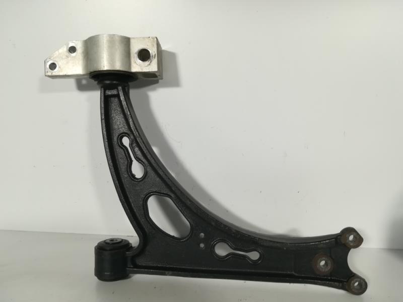Triangle avant droit VOLKSWAGEN GOLF 5 Diesel - 1
