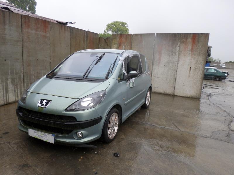 Image Feu arriere principal gauche (feux) - PEUGEOT 1007