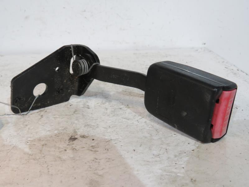 Aggancio cintura sicurezza posteriore sinistro PEUGEOT 307 PHASE 1 BREAK Diésel - 1