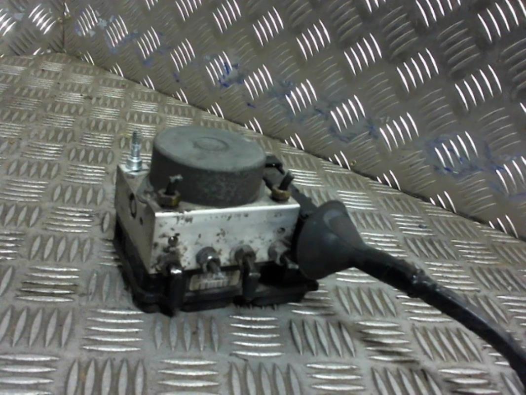 Bloc ABS (freins anti-blocage) RENAULT CLIO 3 PHASE 2 Diesel - 1