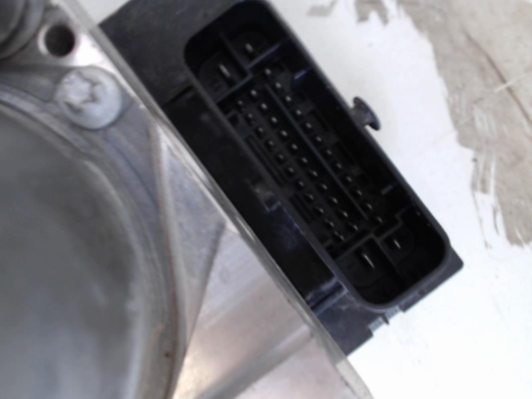 Bloc ABS (freins anti-blocage) AUDI A4 2 PHASE 2 Diesel - 1