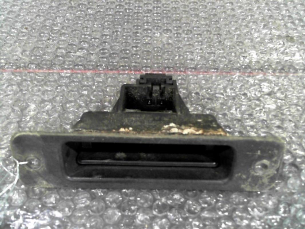 Bouton de coffre CITROEN C8 Diesel - 1