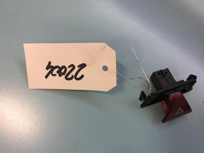Bouton de warning PEUGEOT 307 PHASE 1 Diesel - 1