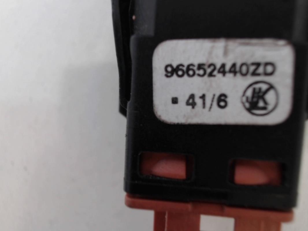 Interruttore luci emergenza PEUGEOT 3008 1 PHASE 2 Gasolina - 1