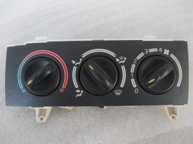 Commande chauffage RENAULT SCENIC 1 PHASE 1  - 1