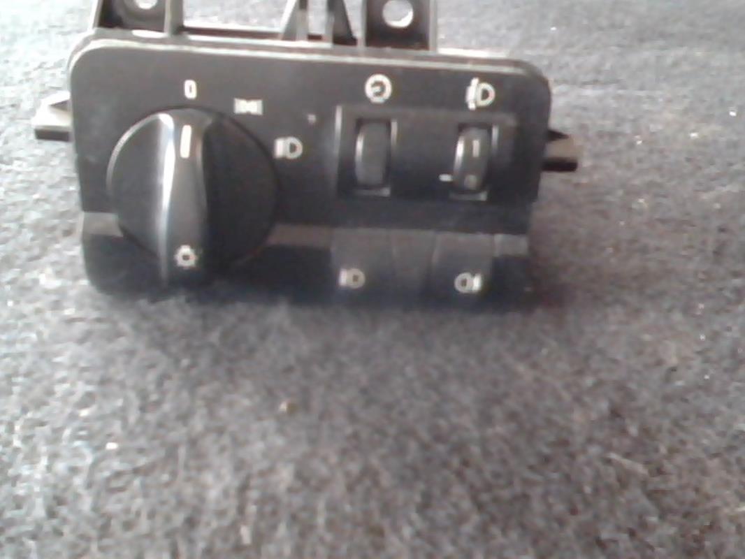 Commande de phare BMW SERIE 3 E46 PHASE 1 Diesel - 1