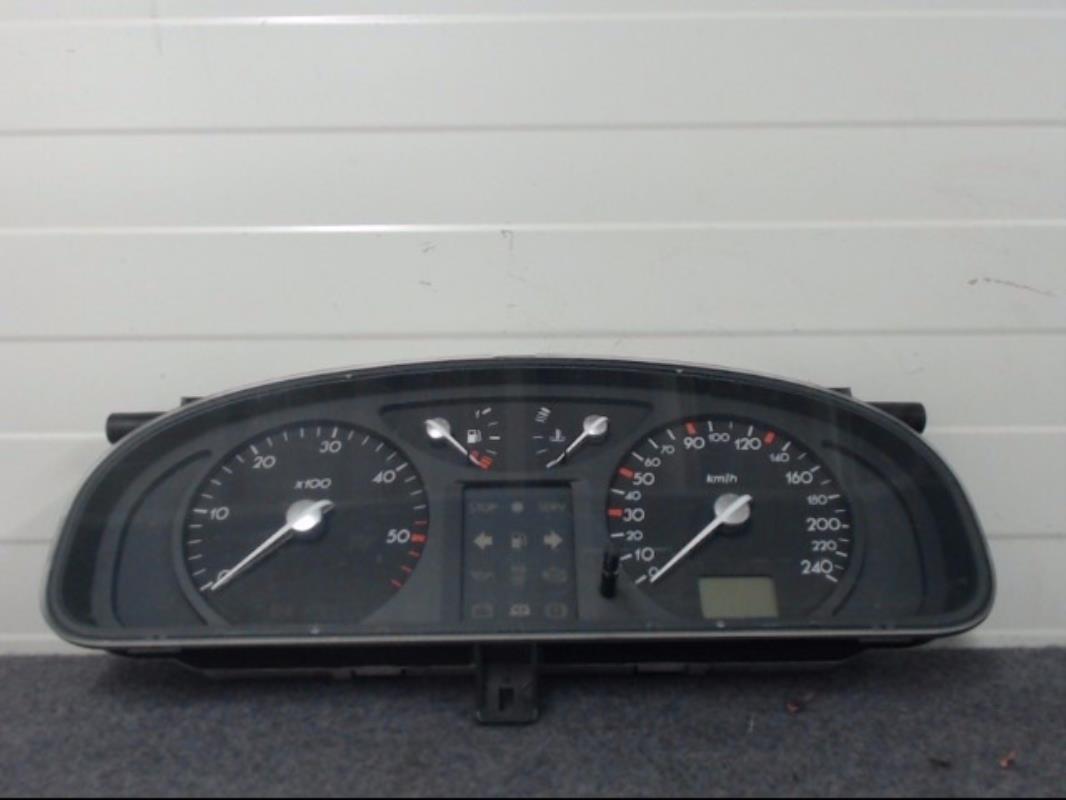 Compteur RENAULT LAGUNA 2 PHASE 1  - 1