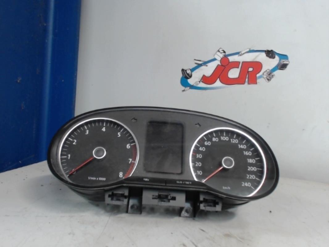 Compteur VOLKSWAGEN POLO 5 PHASE 1 Essence - 1