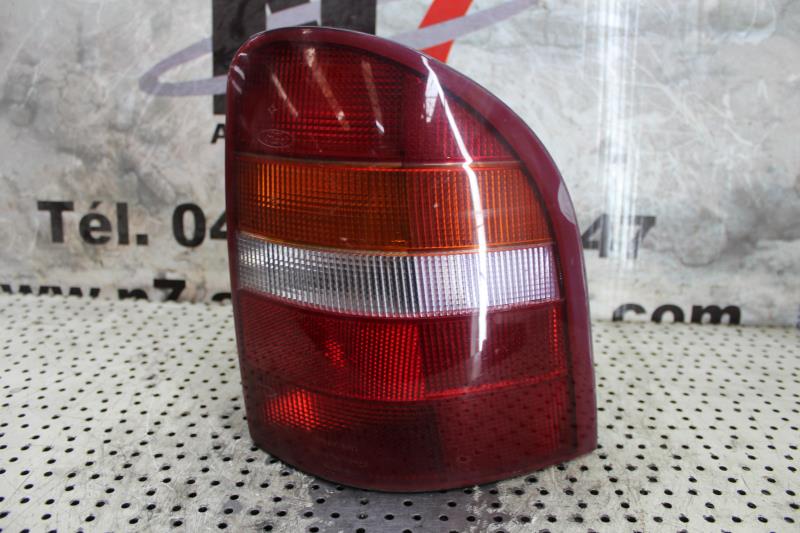 Fanale posteriore principale destro (luci) FORD MONDEO 1 PHASE 2 BREAK Diésel - 1
