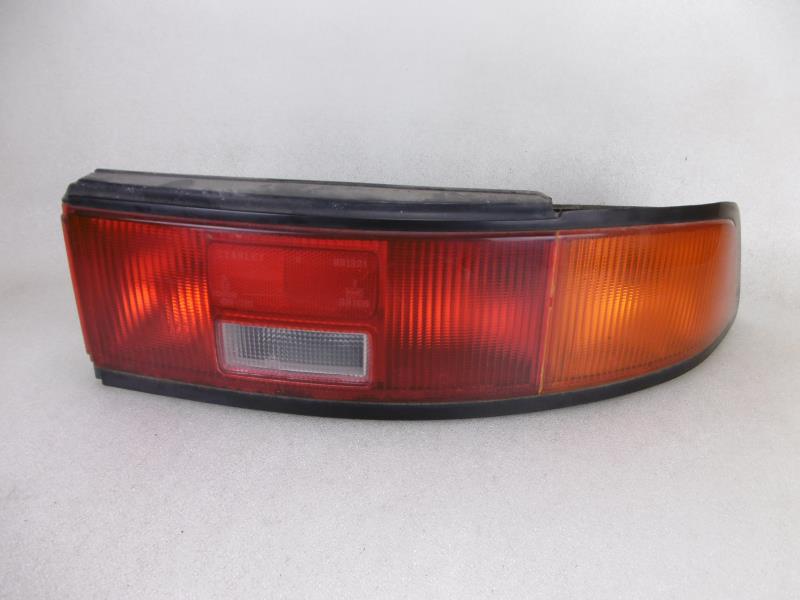 Fanale posteriore principale destro (luci) MAZDA 323 4 PHASE 2  - 1
