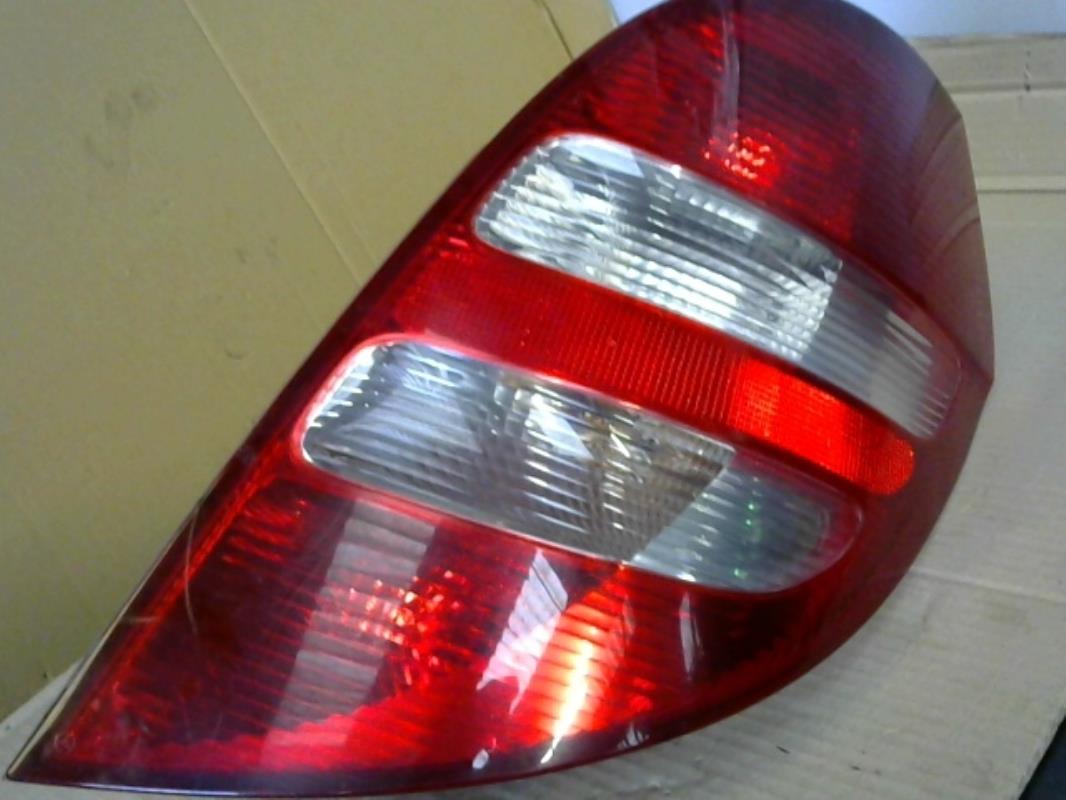 Fanale posteriore principale destro (luci) MERCEDES CLASSE A 169 PHASE 1 Diésel - 1