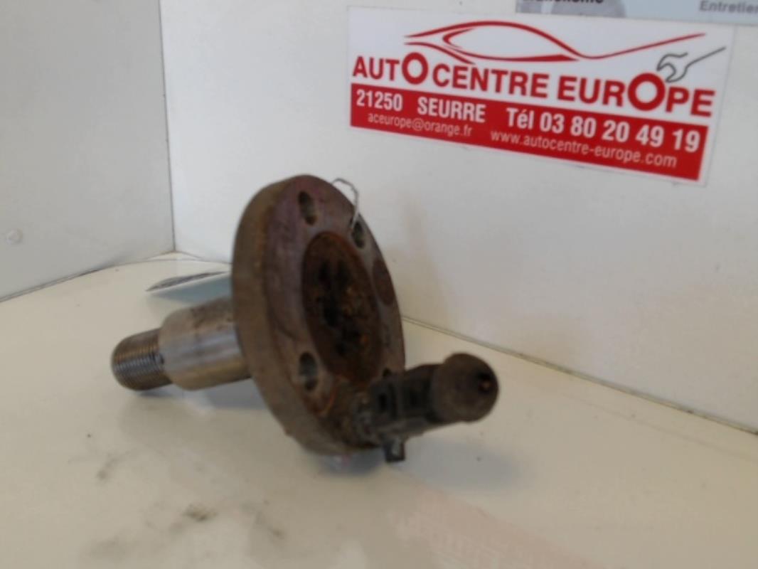 Fusee arriere gauche VOLKSWAGEN POLO 4 PHASE 1 Diesel - 1