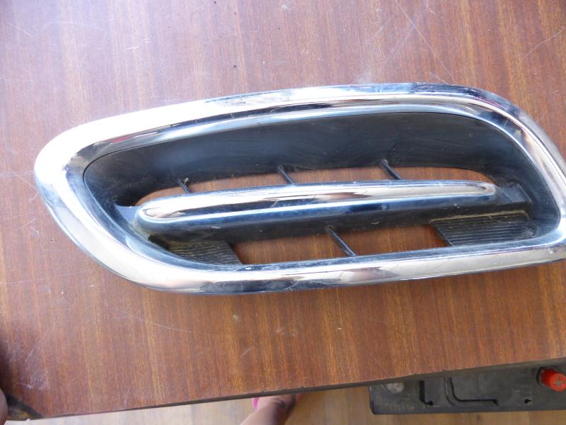 Grille de calandre droite NISSAN MICRA 2 PHASE 4 Essence - 1