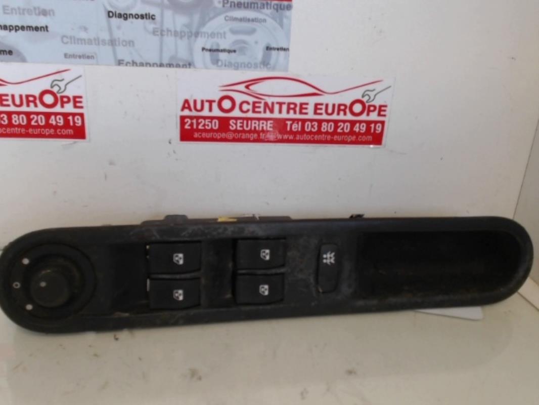 Interruttore alzacristalli RENAULT GRAND ESPACE 4 PHASE 1 Diésel - 1